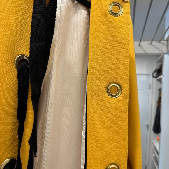 Sinequanone saffron coat with black ties 3/4 length arms - Picture 9 of 9